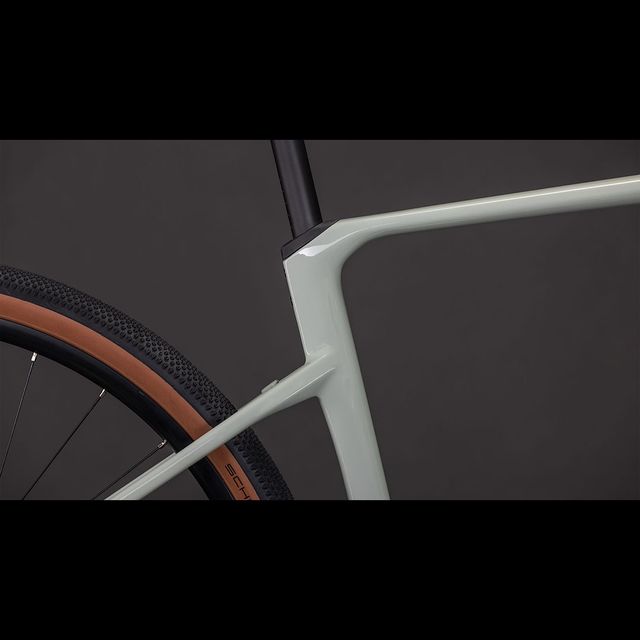 CUBE Nuroad Hybrid C:62 Race 400X gravel-sähköpyörä